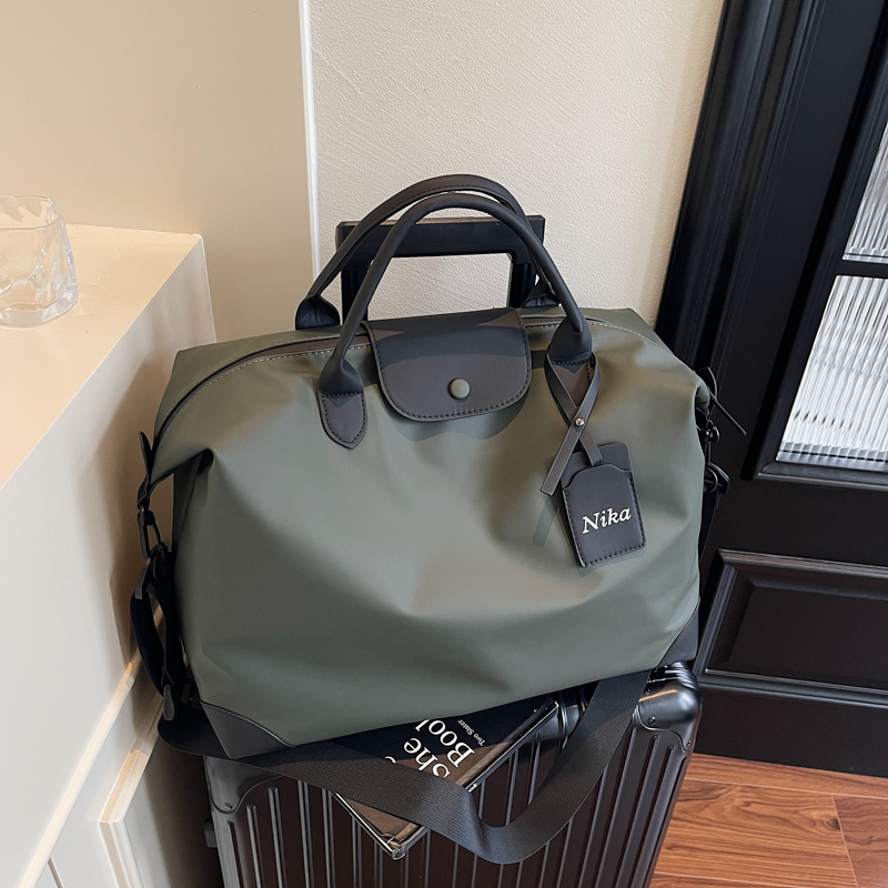 Large capacity travel bag