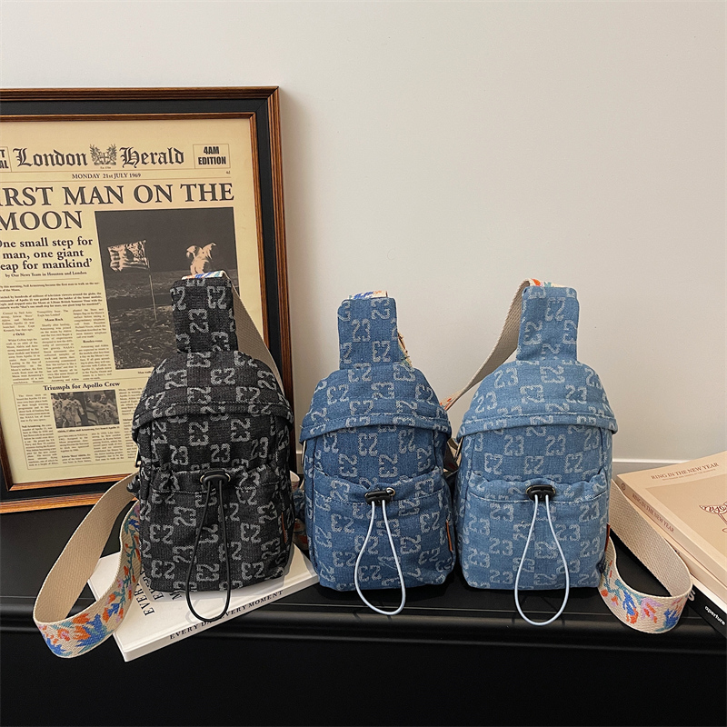 Women's Denim Fanny Pack