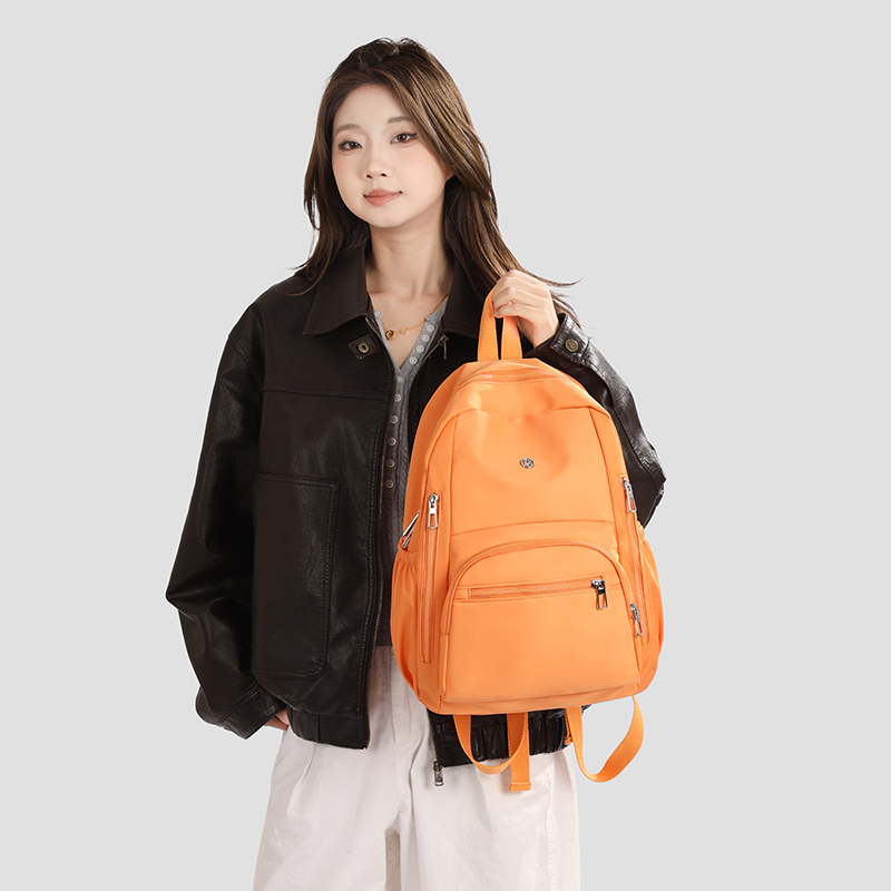 Large Capacity Solid Color Women's Casual Backpack