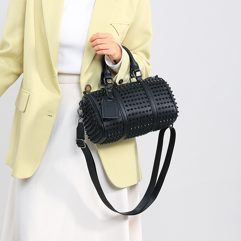 Large Capacity Studded Women's Crossbody Shoulder Bag